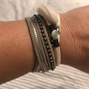 Bracelet